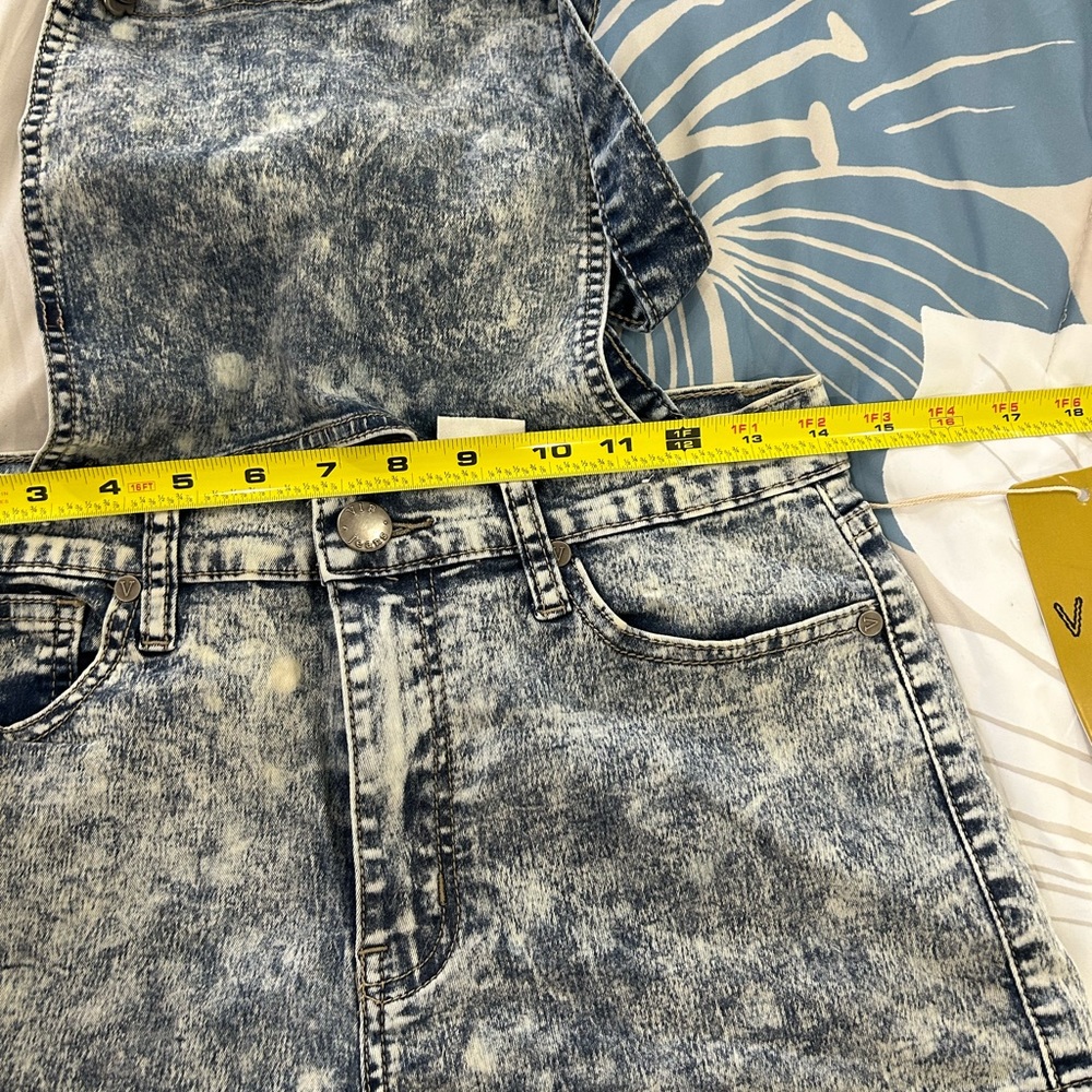 VIP JEANS • Blue Wash Overall Shorts • size M • - Picture 10 of 14